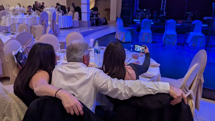 PXL_20251227_193206494.MP